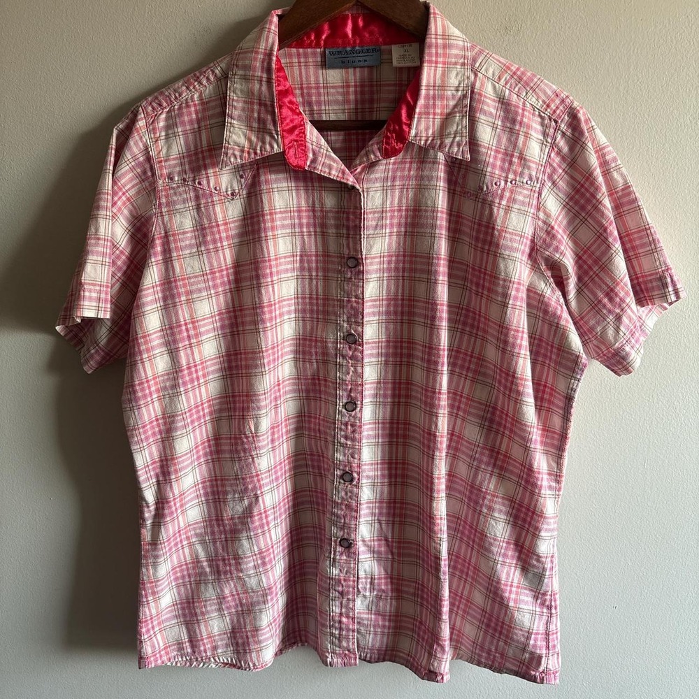 Wrangler Blues Women's Short Sleeve Pearl Snap Buttons